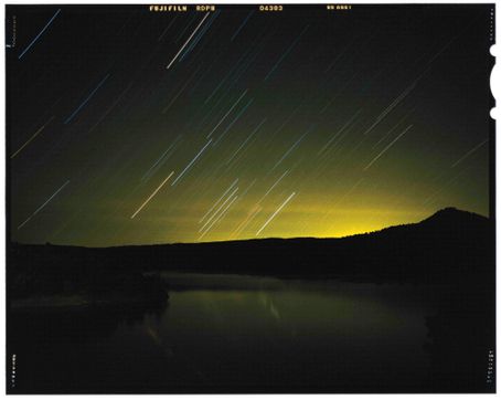 Lever d'Orion sur le lac Toba, Espagne.